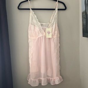 NWT In Bloom nightie